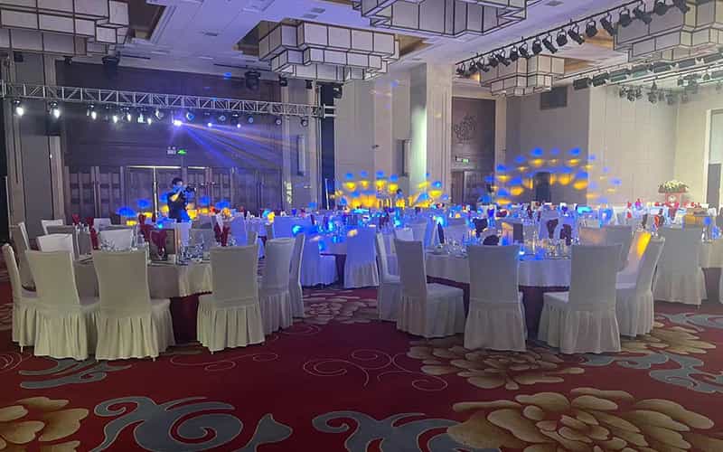 廣告物料制作會場布景舞臺搭建展位搭建舞臺燈光設備演藝音響高清LED屏 廣告物料制作會場布景舞臺搭建展位搭建舞臺燈光設備演藝音響高清LED屏